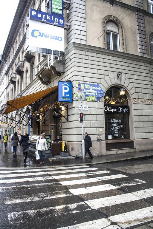 The Training Station Pensiune Budapesta